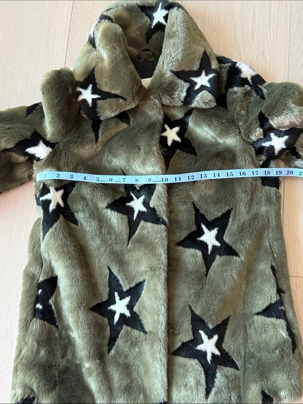 Avec Les Filles Faux Fur Star Print Jacket